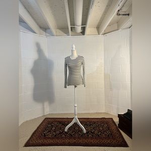 XS Lauren Ralph Lauren Fitted Black and White Stripe Monogram Tee